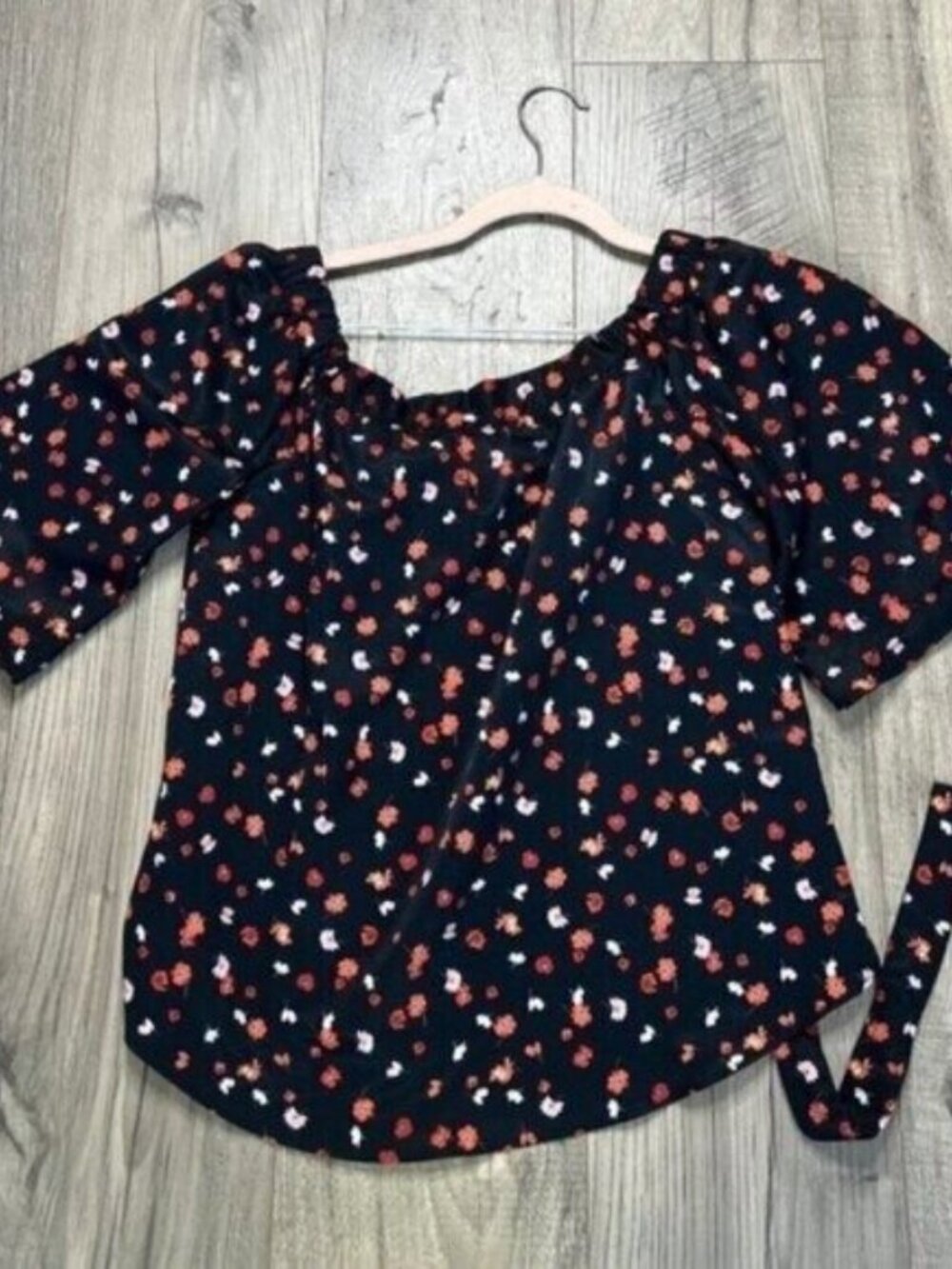 7 For All Mankind NWT Navy & Red Floral Print Off The Shoulder Blouse Size XS - Picture 10 of 11